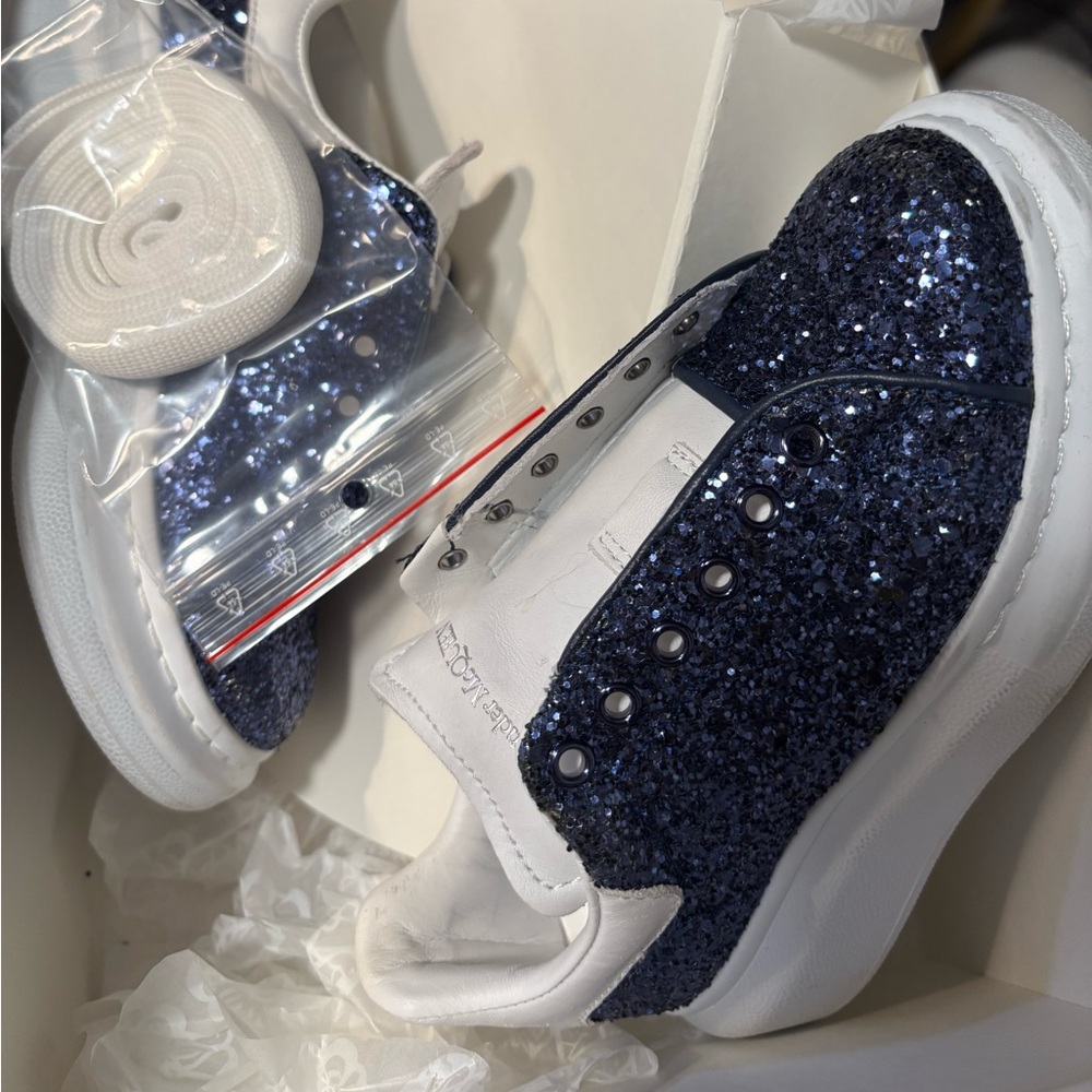 Alexander McQueen - Girls Blue Oversized Trainers